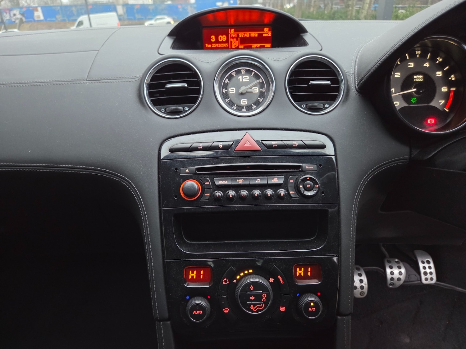 Used Peugeot RCZ 2012 for sale - 77039189: Photo 12