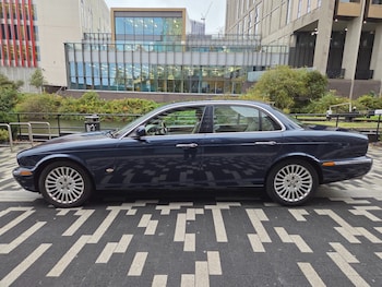 Jaguar - XJ