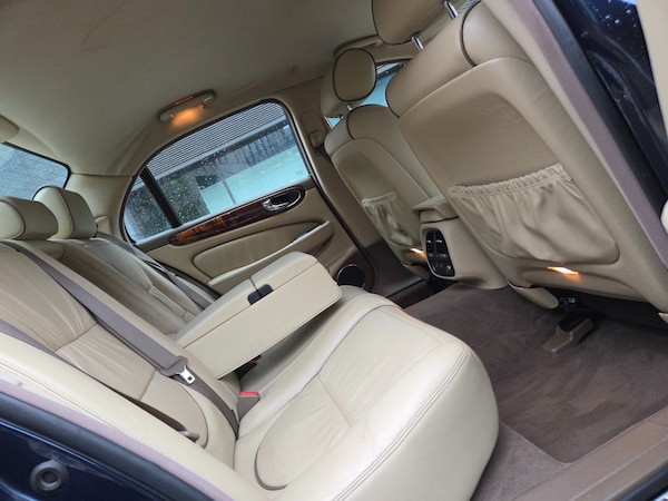 Used Jaguar XJ 2006 for sale - 76163850: Photo 7