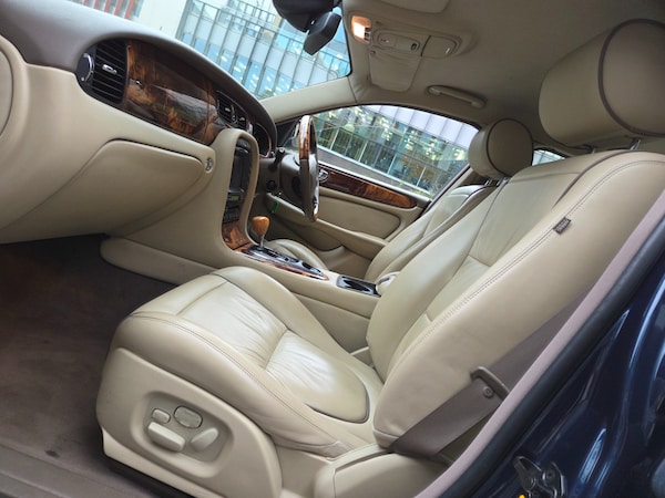 Used Jaguar XJ 2006 for sale - 76163850: Photo 8