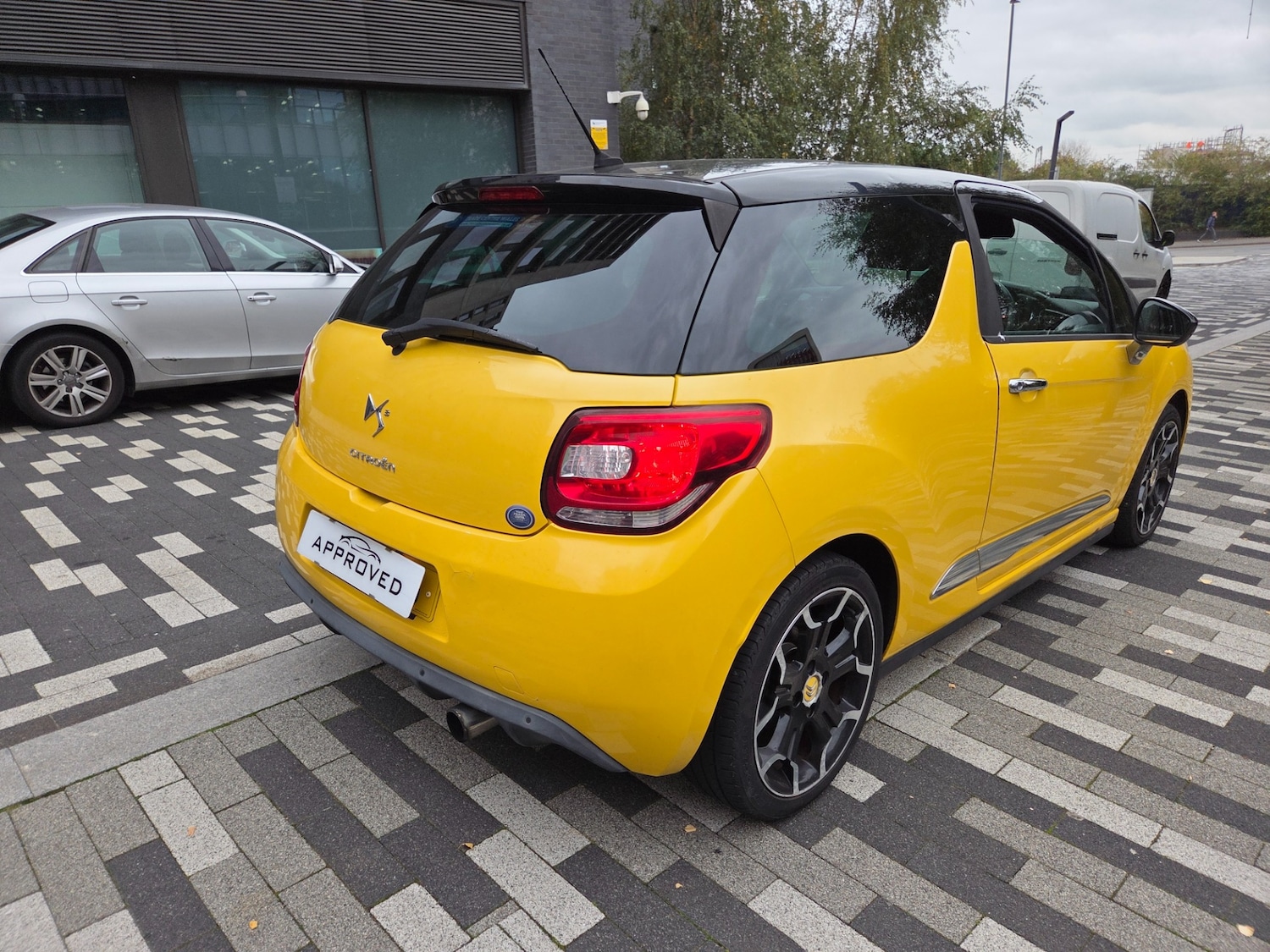 Used Citroen DS3 2012 for sale - 76336047: Photo 18