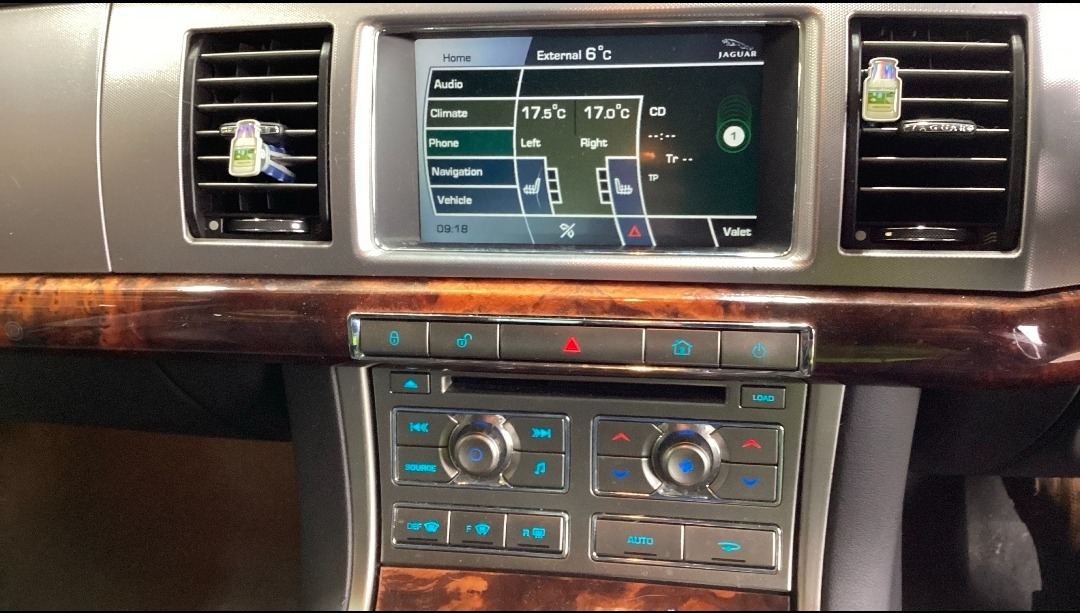 Used Jaguar XF 2008 for sale - 78048744: Photo 3