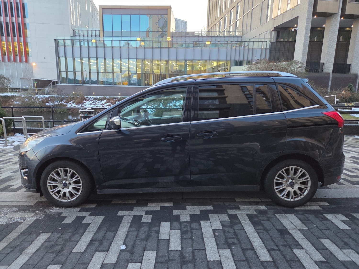 Used Ford Grand C-Max 2012 for sale - 77162393: Photo 18