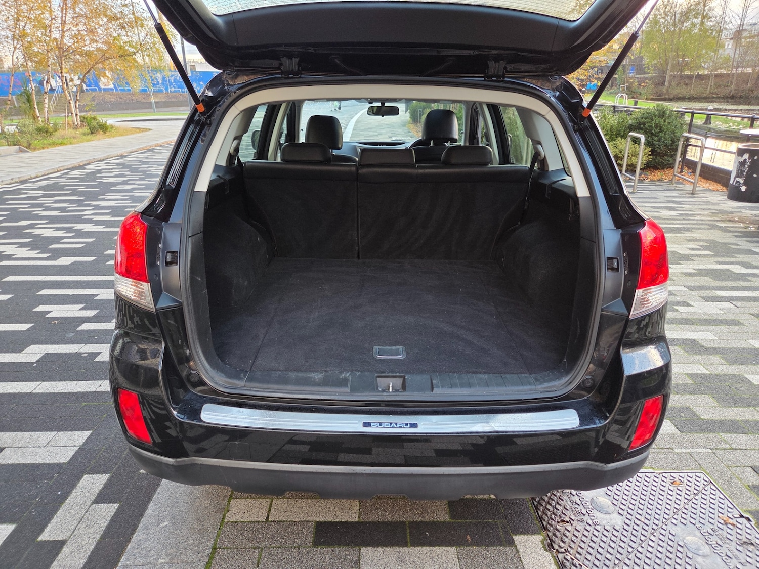 Used Subaru Outback 2009 for sale - 76616080: Photo 6