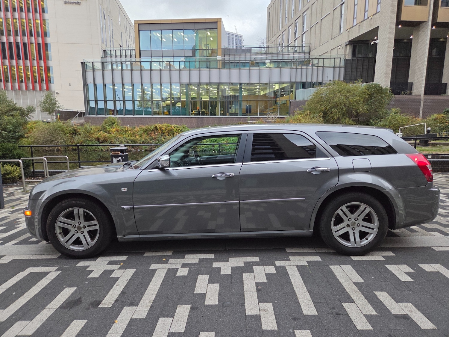 Used Chrysler 300C 2007 for sale - 76293466: Photo 1