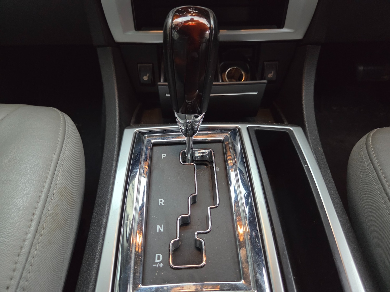 Used Chrysler 300C 2007 for sale - 76293466: Photo 14
