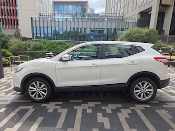 Used Nissan Qashqai 2015 for sale - 79076275: Photo