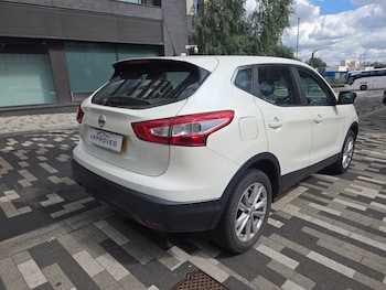 Used Nissan Qashqai 2015 for sale - 79076275: Photo