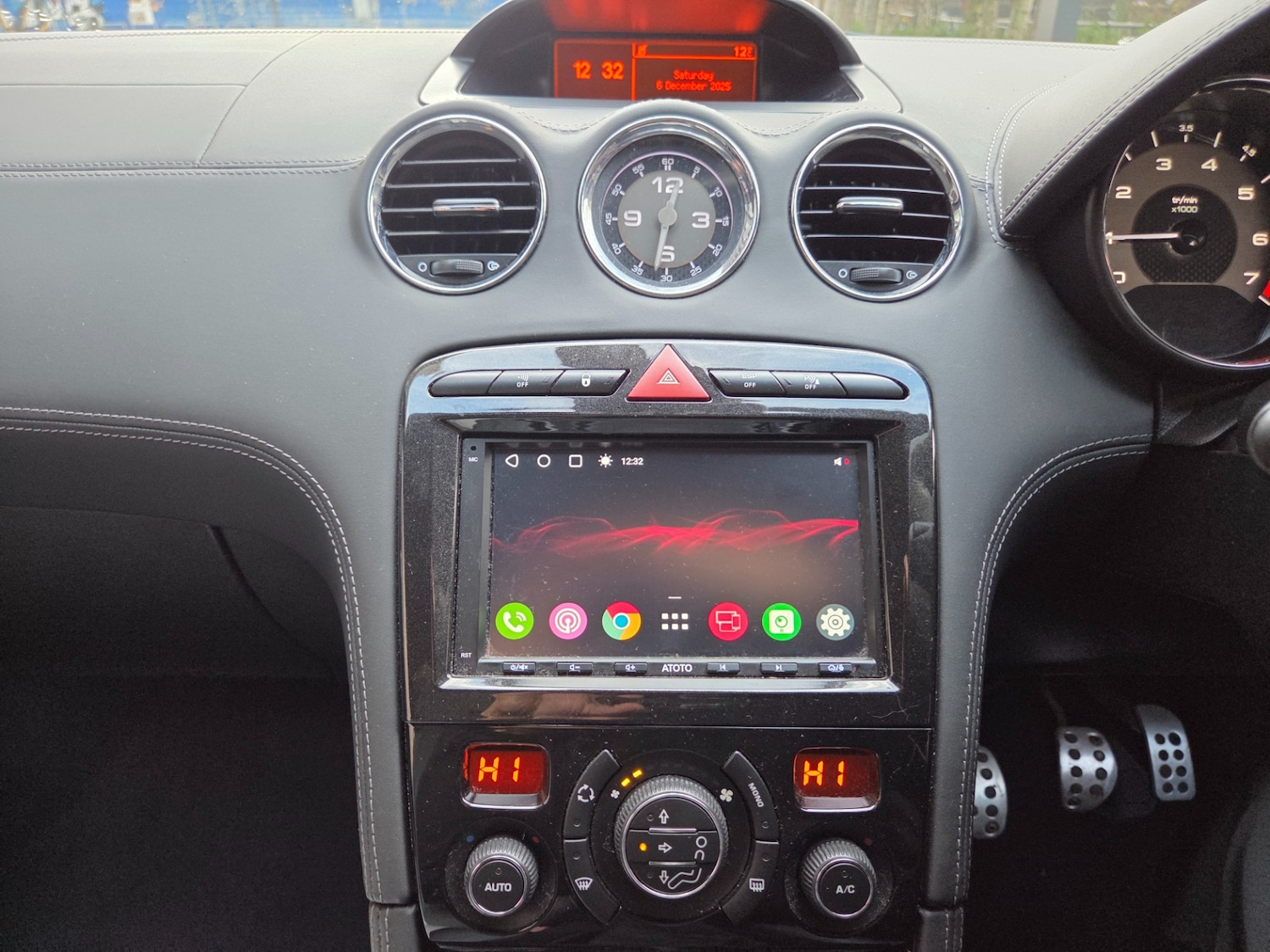 Used Peugeot RCZ 2011 for sale - 76837592: Photo 16