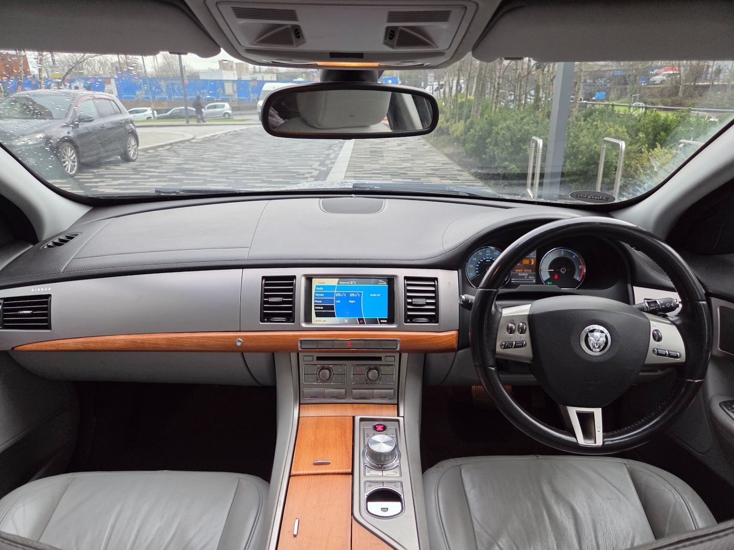 Used Jaguar XF 2011 for sale - 77906989: Photo 12