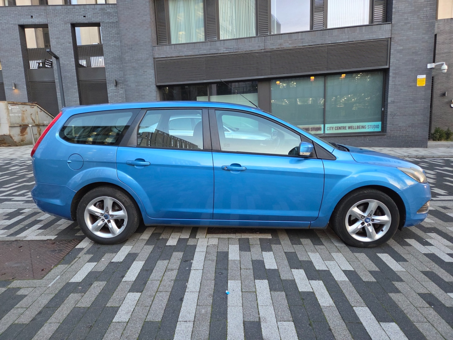 Used Ford Focus 2010 for sale - 76656407: Photo 18