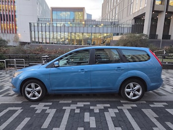 Used Ford Focus 2010 for sale - 76656407: Photo