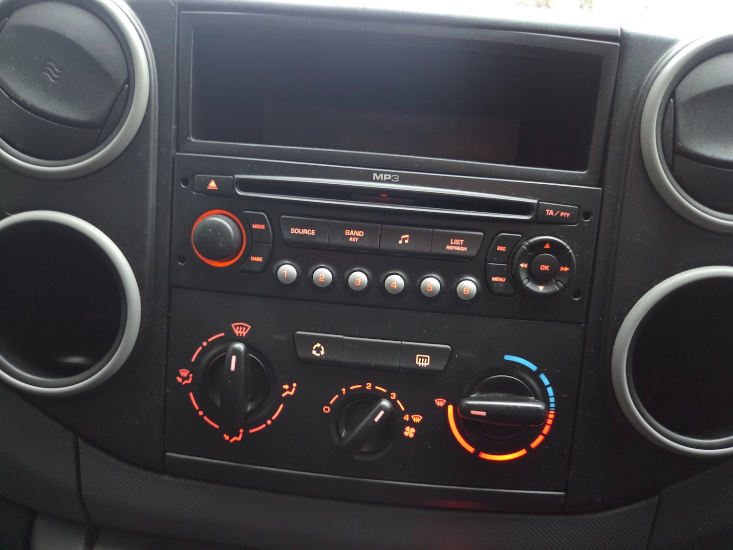 Used Citroen Berlingo Multispace 2009 for sale - 77647776: Photo 15