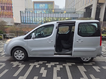 2009 (09) - 1.6 HDi VT 5dr