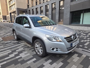 Used Volkswagen Tiguan 2010 for sale - 79495456: Photo