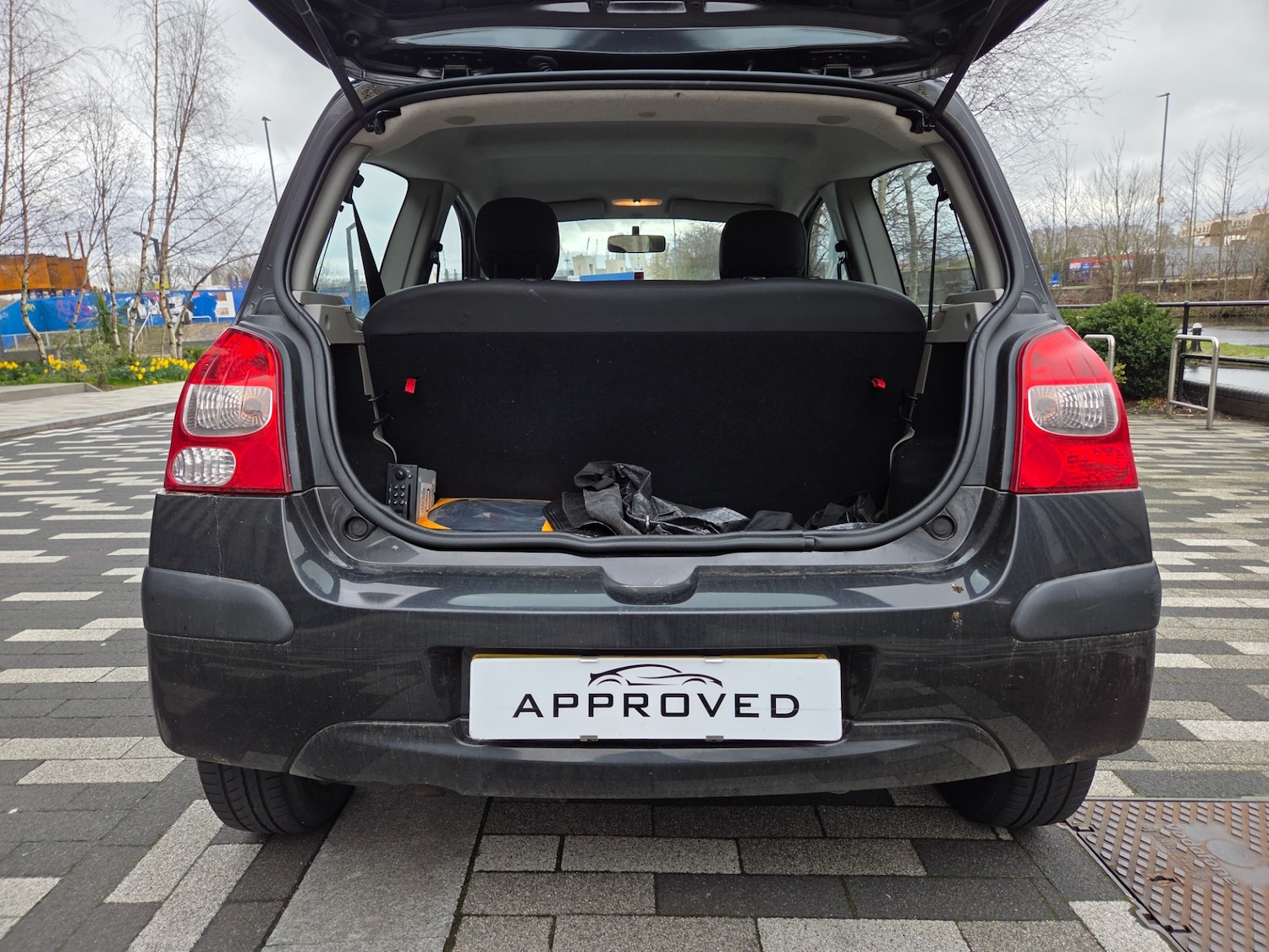 Used Renault Twingo 2010 for sale - 77709363: Photo 6