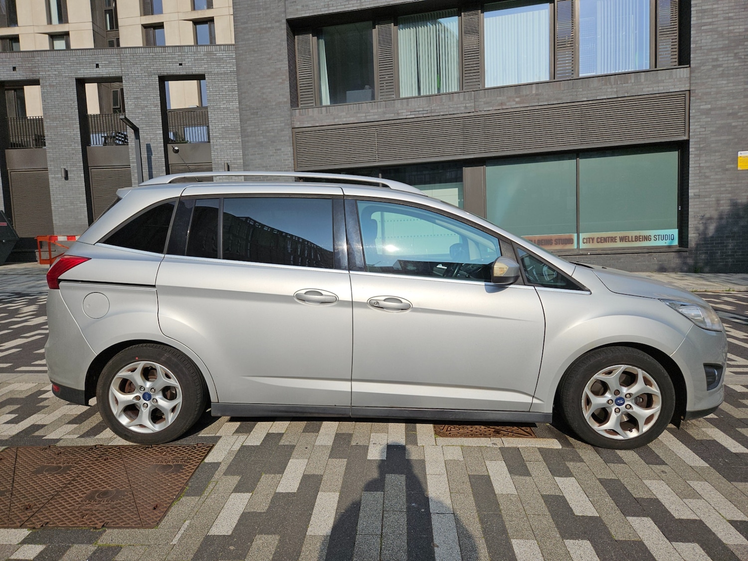 Used Ford Grand C-Max 2011 for sale - 76070588: Photo 16