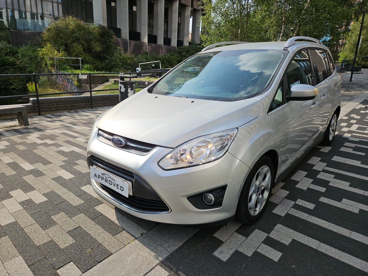 Used Ford Grand C-Max 2011 for sale - 76070588: Photo 17