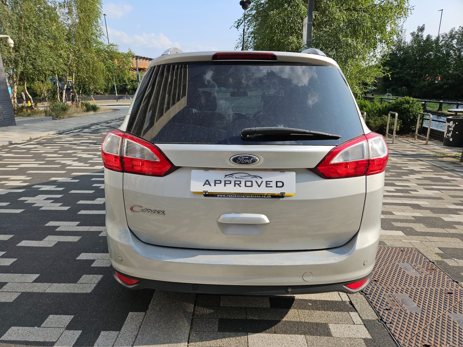 Used Ford Grand C-Max 2011 for sale - 76070588: Photo 5