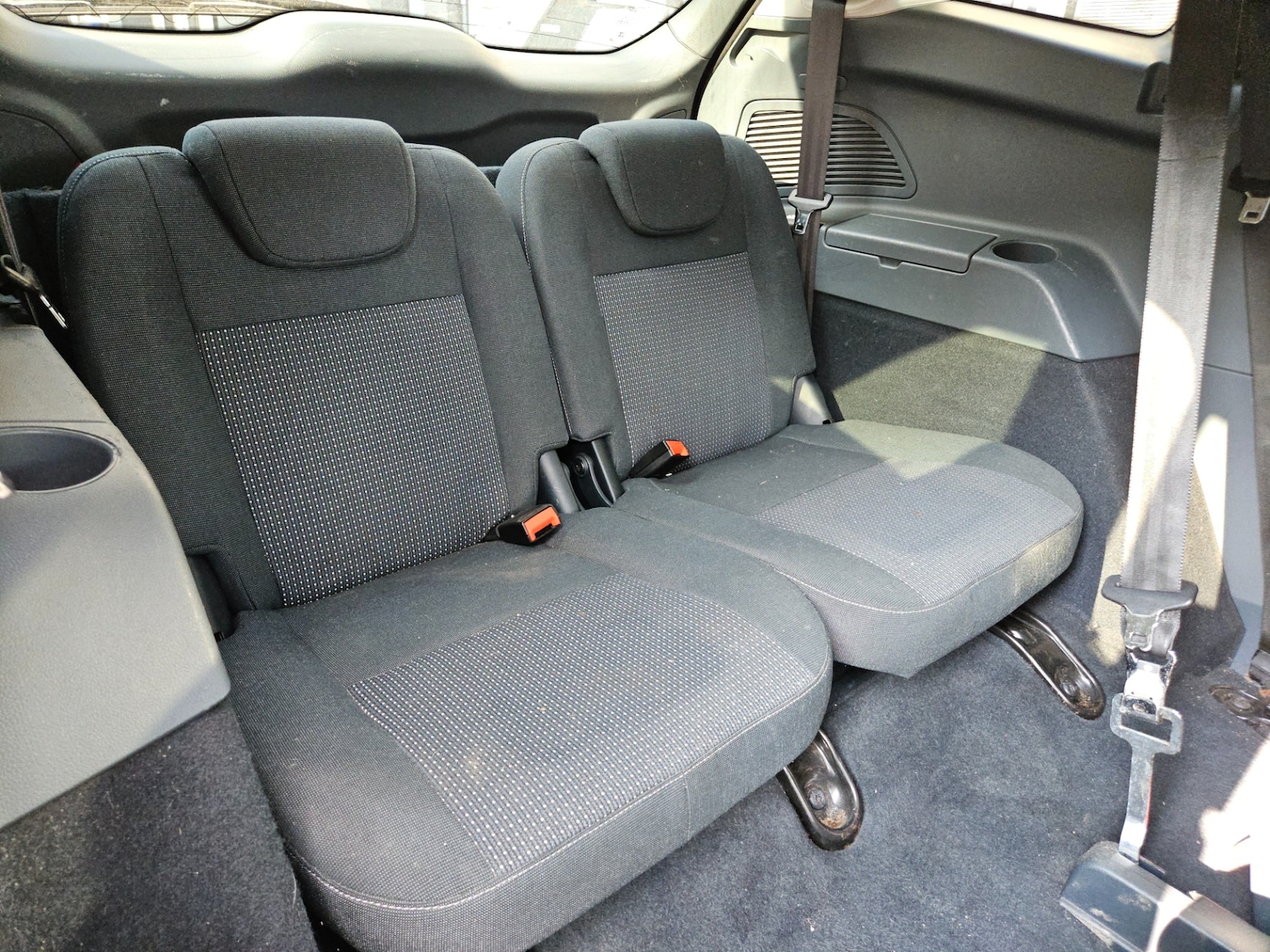 Used Ford Grand C-Max 2011 for sale - 76070588: Photo 7