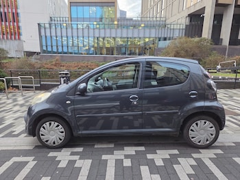 2005 (05) - 1.0i Rhythm 5dr