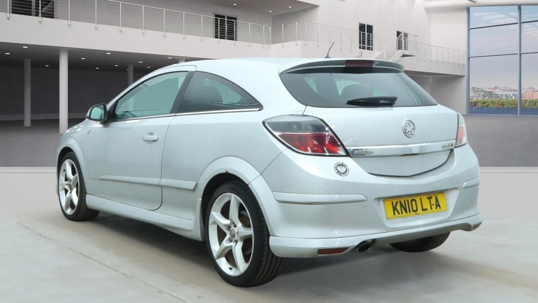Used Vauxhall Astra 2010 for sale - 77767175: Photo 5