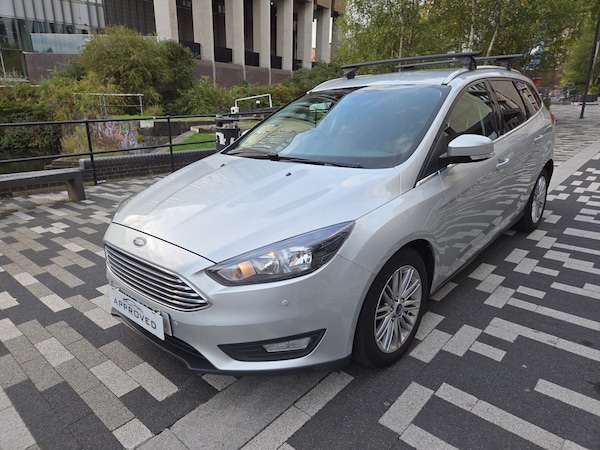 Used Ford Focus 2017 for sale - 76120538: Photo 19