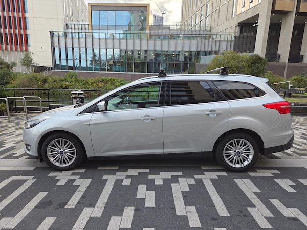 Used Ford Focus 2017 for sale - 76120538: Photo 1