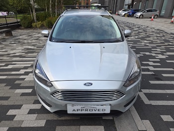 Used Ford Focus 2017 for sale - 76120538: Photo 4
