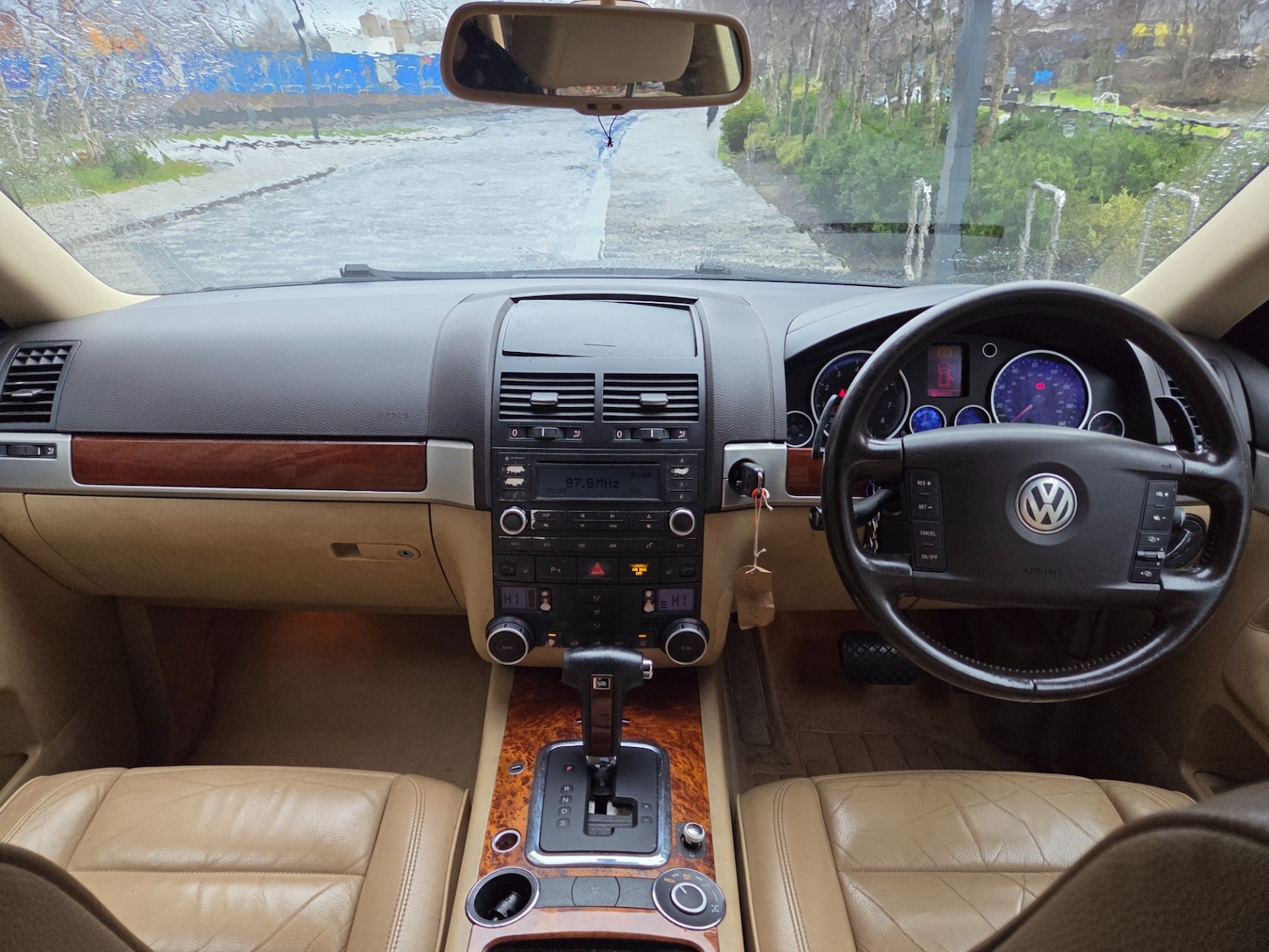 Used Volkswagen Touareg 2004 for sale - 77388223: Photo 11