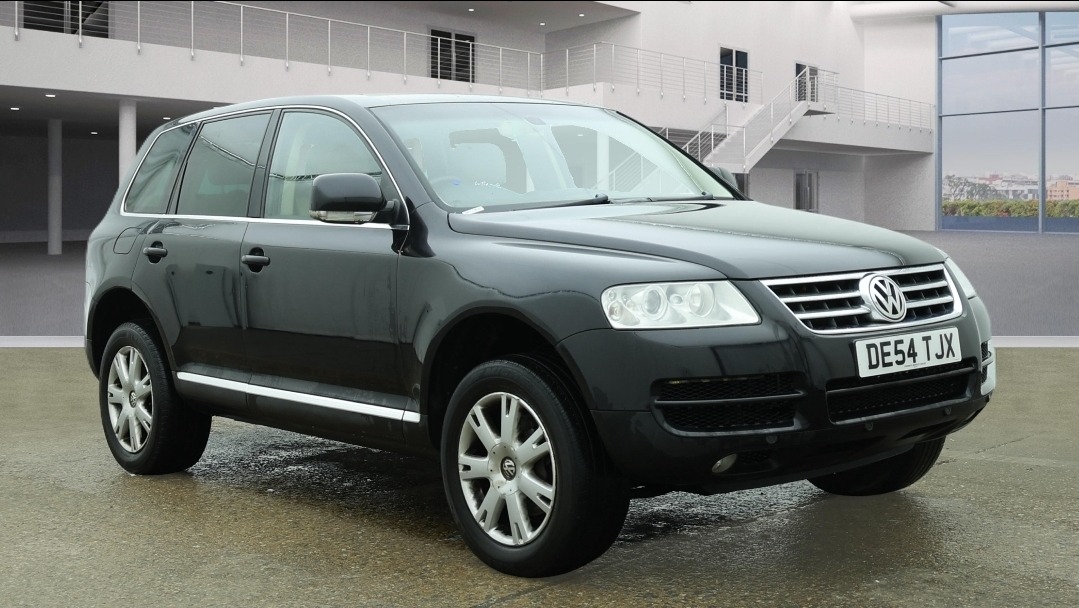 Used Volkswagen Touareg 2004 for sale - 77388223: Photo 2