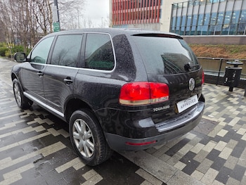 Used Volkswagen Touareg 2004 for sale - 77388223: Photo