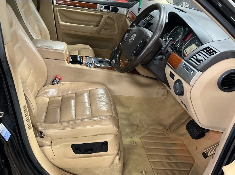 Used Volkswagen Touareg 2004 for sale - 77388223: Photo 5