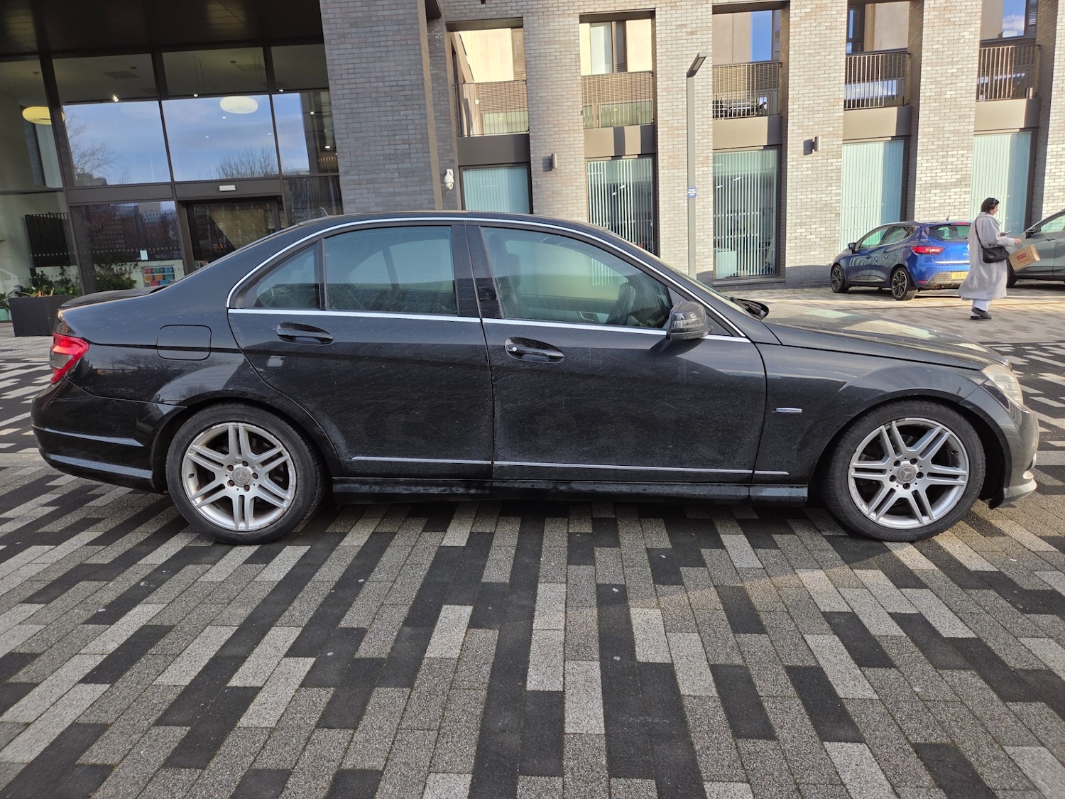 Used Mercedes-Benz C Class 2009 for sale - 77118834: Photo 11