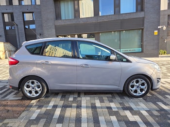 2011 (11) - 1.6 Zetec 5dr