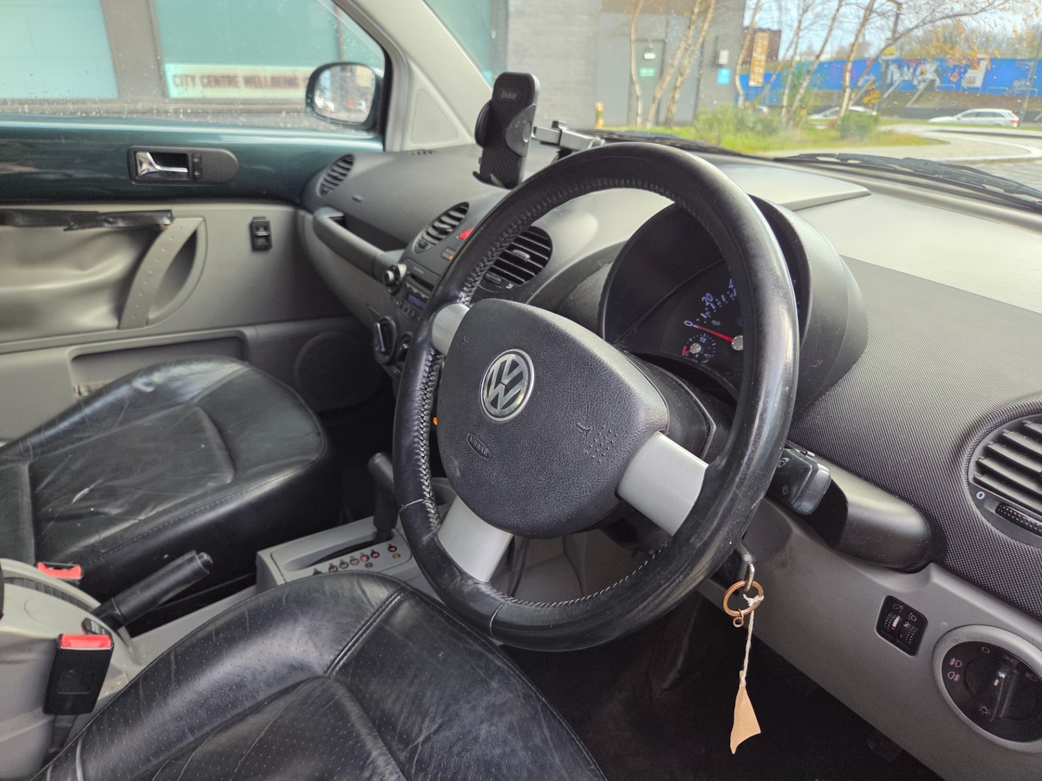 Used Volkswagen Beetle 2005 for sale - 76802497: Photo 10