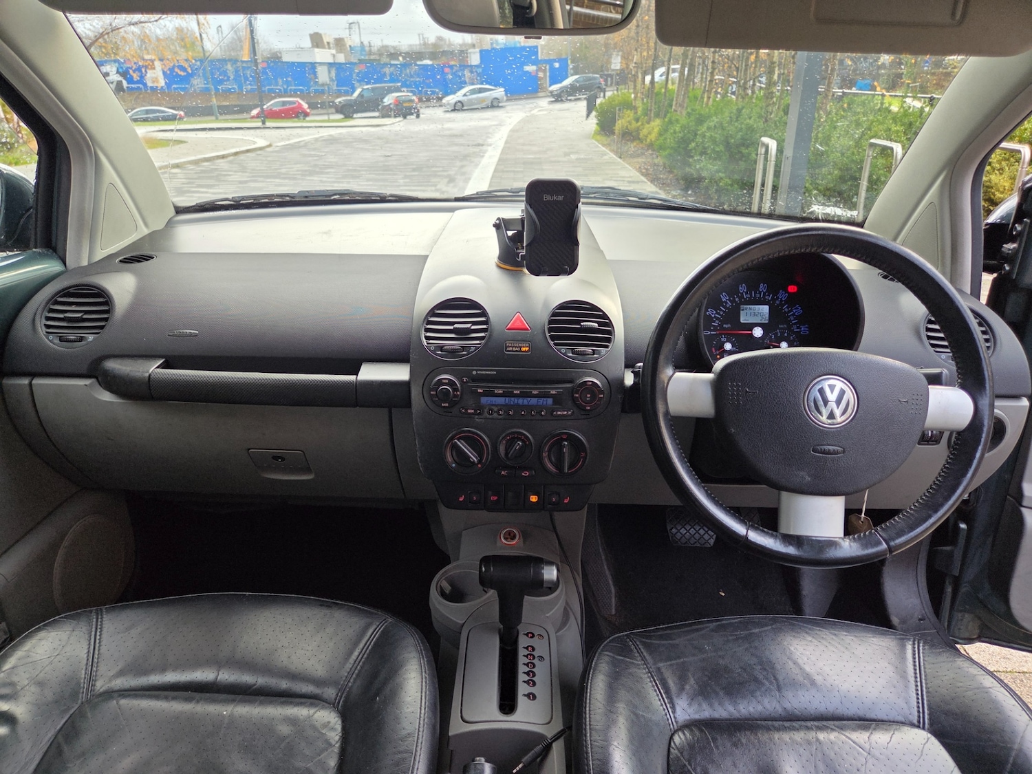 Used Volkswagen Beetle 2005 for sale - 76802497: Photo 11