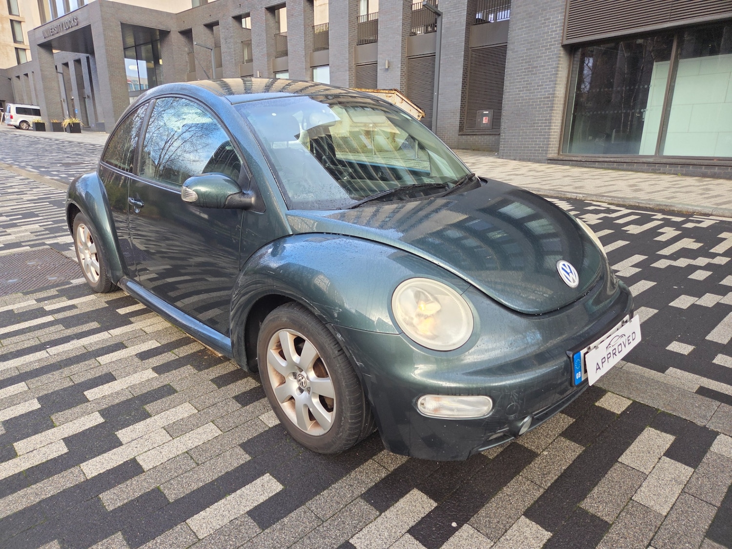 Used Volkswagen Beetle 2005 for sale - 76802497: Photo 2