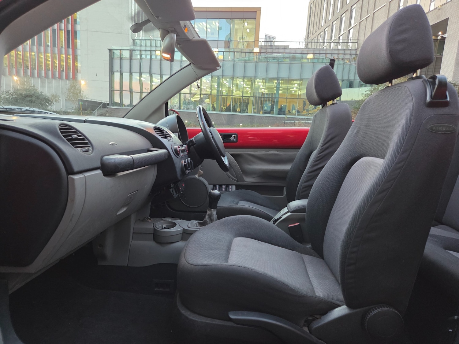 Used Volkswagen Beetle 2004 for sale - 76649657: Photo 15