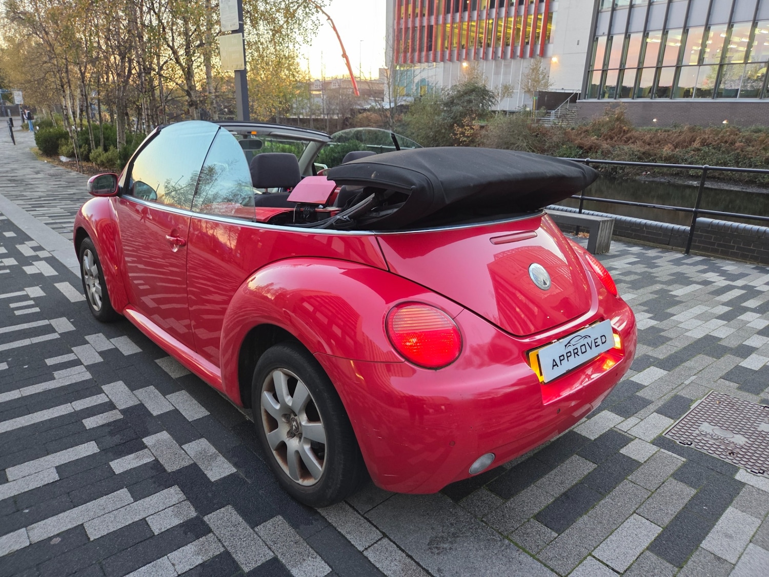 Used Volkswagen Beetle 2004 for sale - 76649657: Photo 3