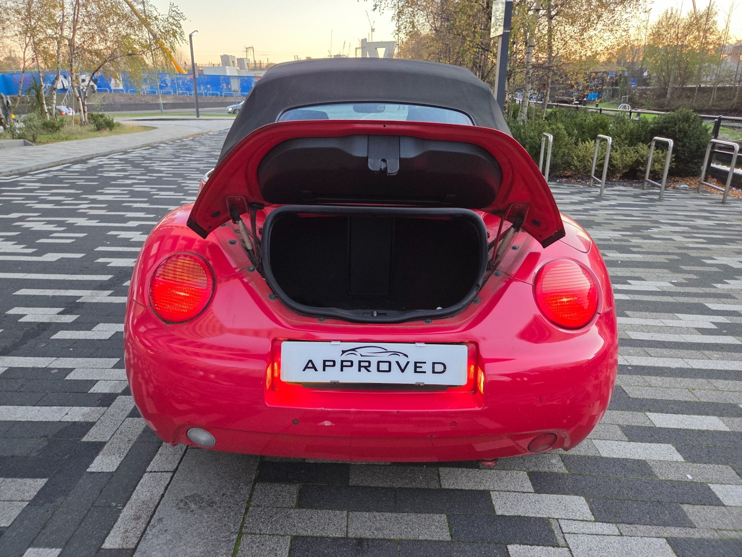 Used Volkswagen Beetle 2004 for sale - 76649657: Photo 6
