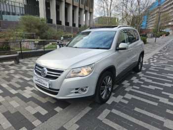 Used Volkswagen Tiguan 2009 for sale - 74254637: Photo
