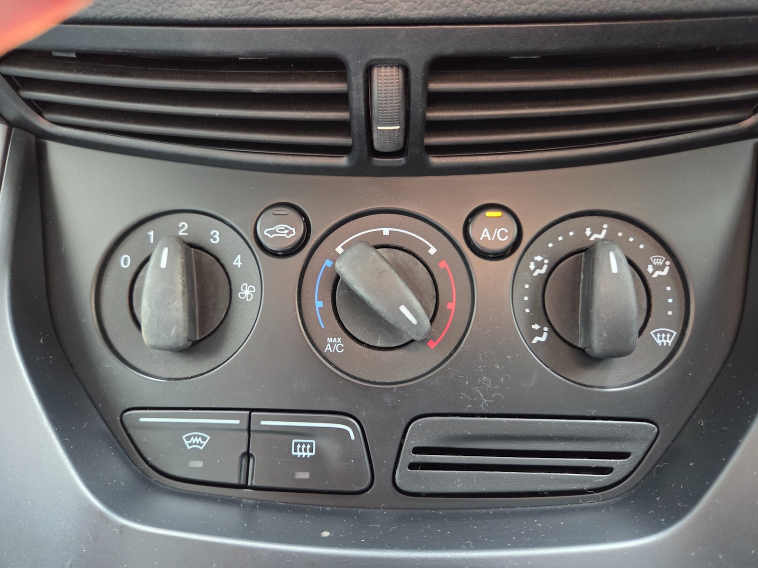 Used Ford Grand C-Max 2014 for sale - 77785726: Photo 13