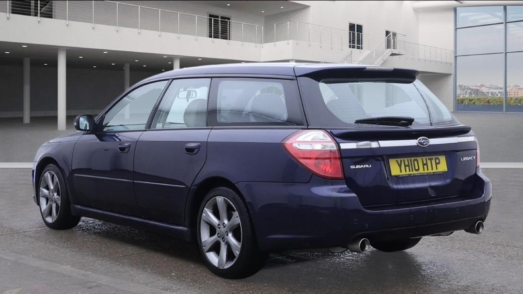 Used Subaru Legacy 2010 for sale - 76927110: Photo 4