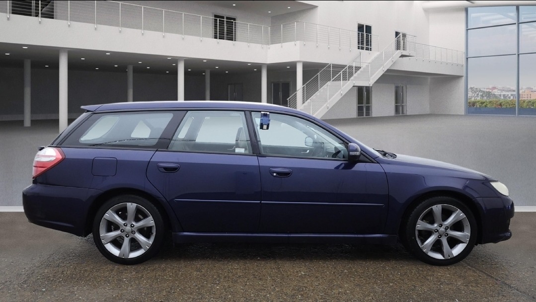Used Subaru Legacy 2010 for sale - 76927110: Photo 5