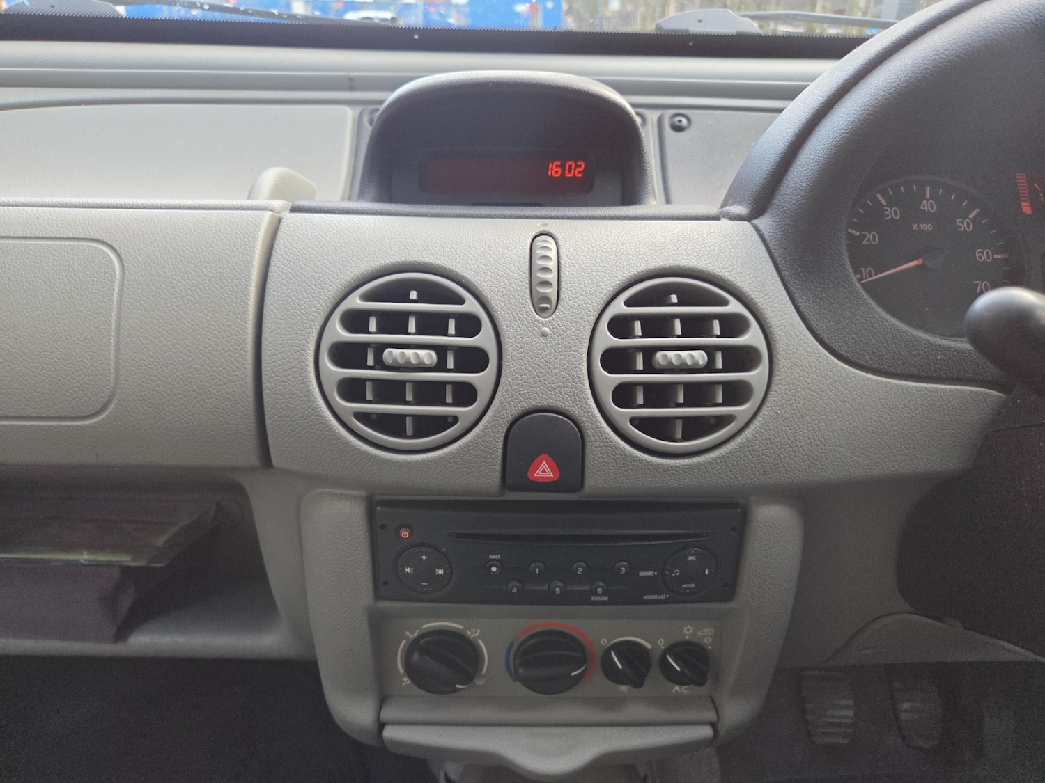 Used Renault Kangoo 2006 for sale - 77673975: Photo 18