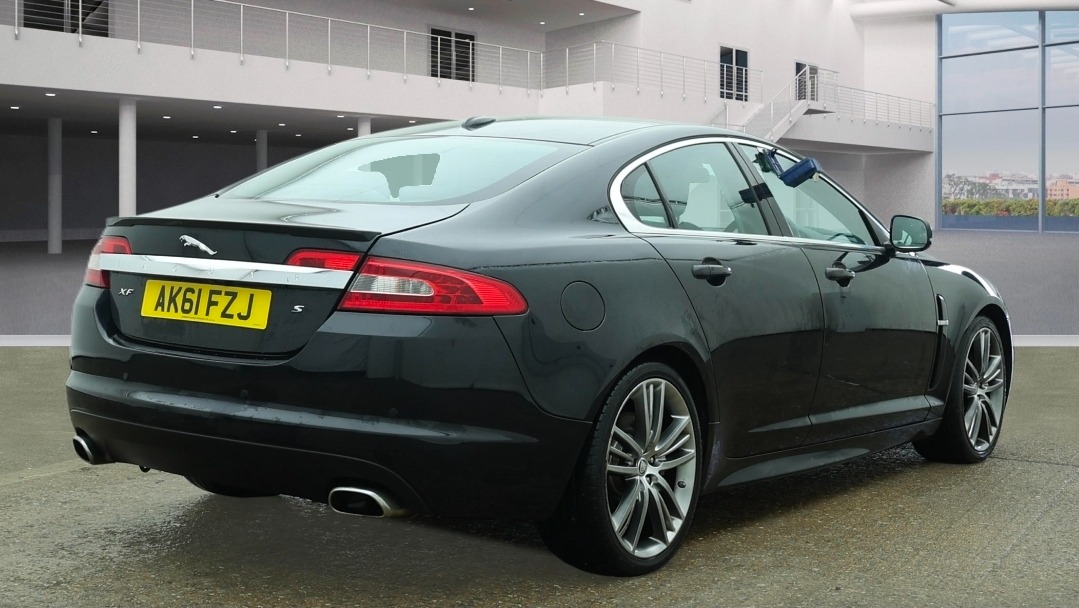 Used Jaguar XF 2011 for sale - 77767146: Photo 3