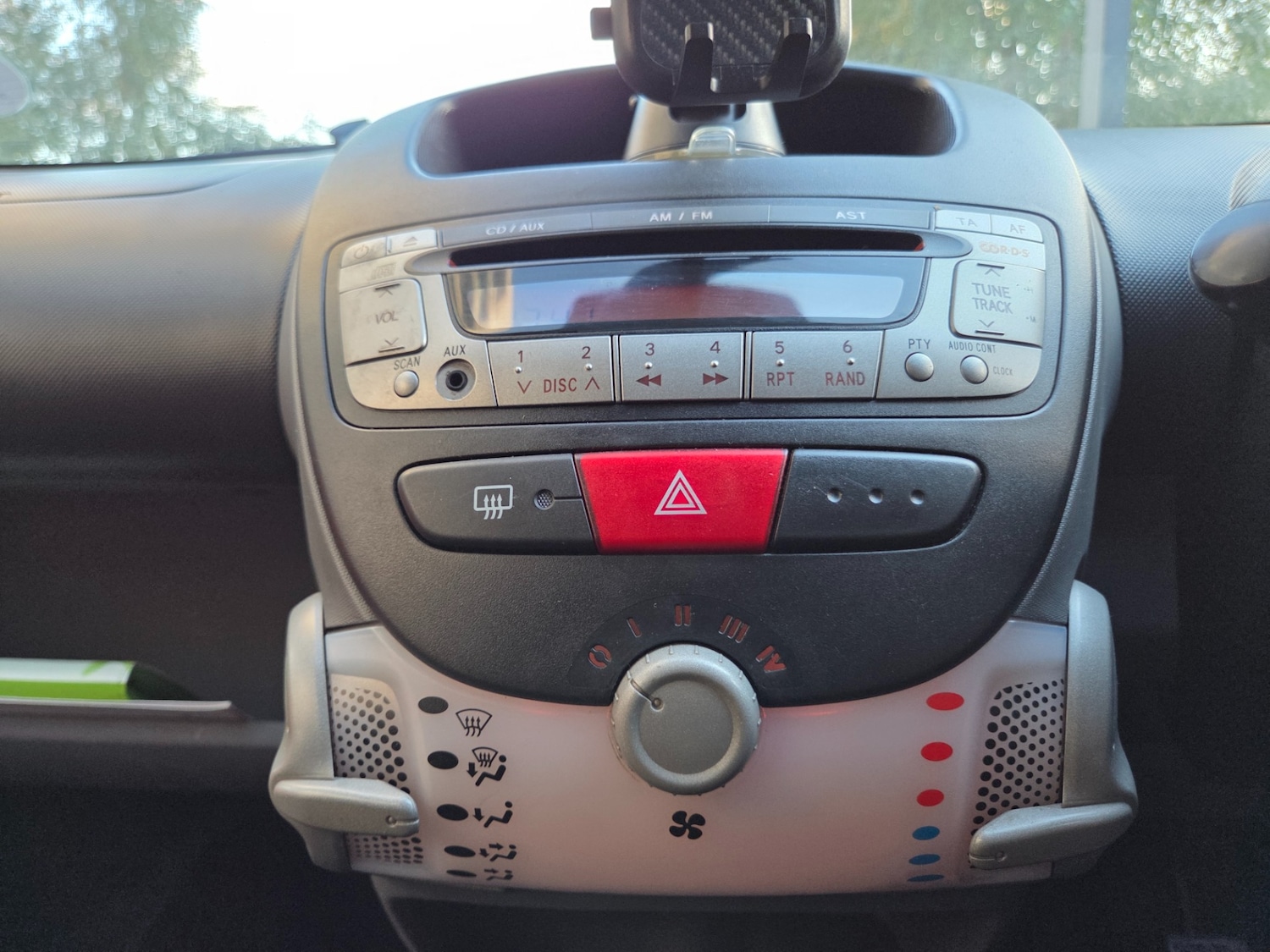 Used Peugeot 107 2009 for sale - 76260954: Photo 11