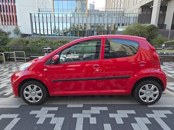 2009 (09) - 1.0 Urban 5dr