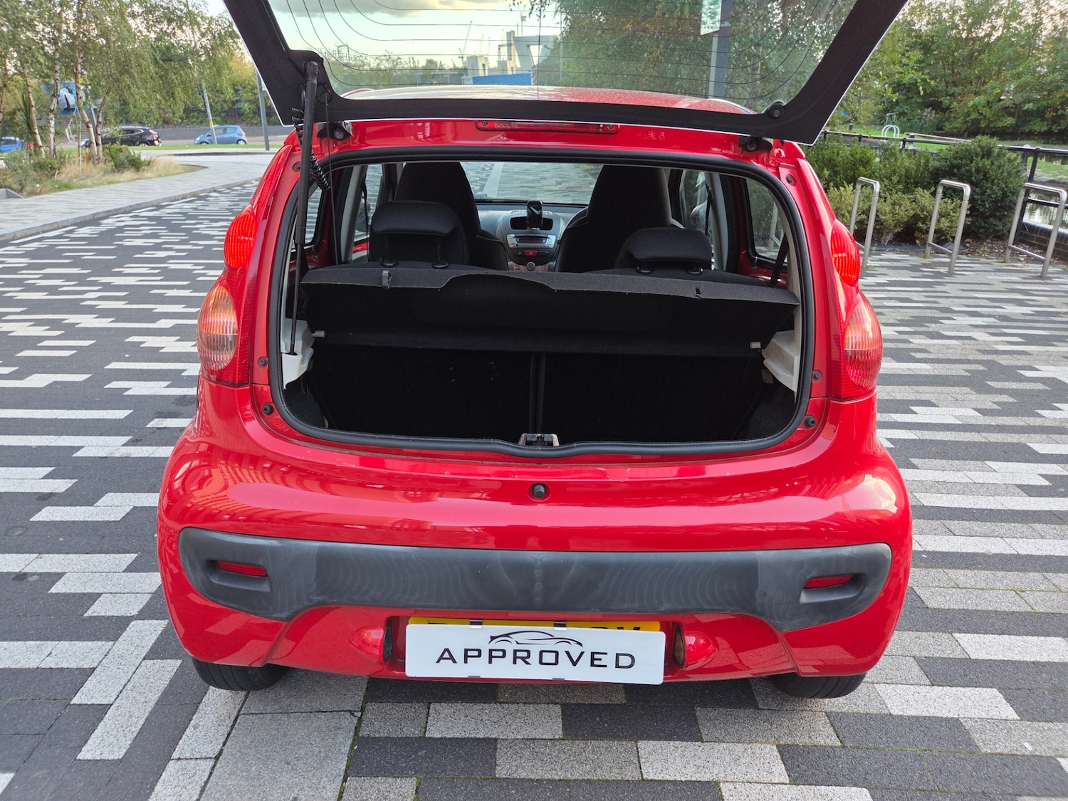 Used Peugeot 107 2009 for sale - 76260954: Photo 6